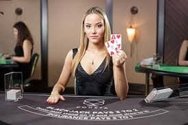 Mini baccarat table layout showing simplified design and betting positions on CK7777 platform
